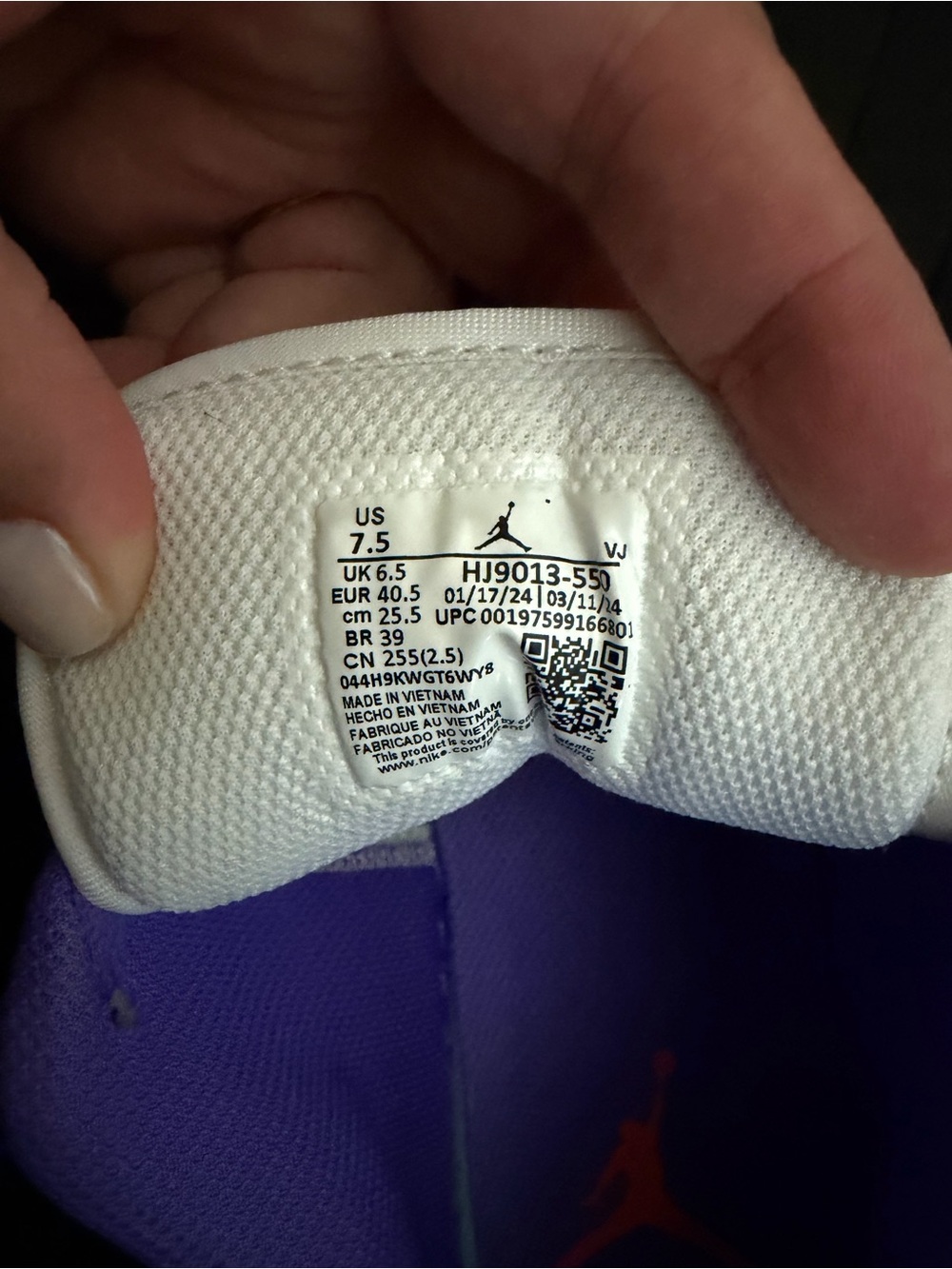 Jordan 1 Low Psychic Purple/Hyper Jade M7.5/W9 - Picture 6 of 7